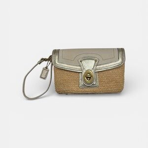 Coach Hamptons Straw Wristlet